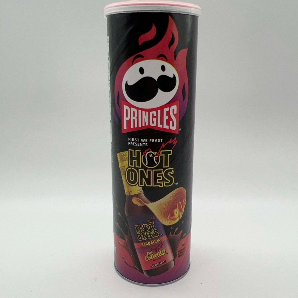 Pringles Hot Ones Barbacoa Los Calientes Flavor Potato Crisps Full Can BRAND NEW